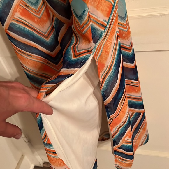 Multi color/pattern dress with slip and belt - Picture 6 of 7